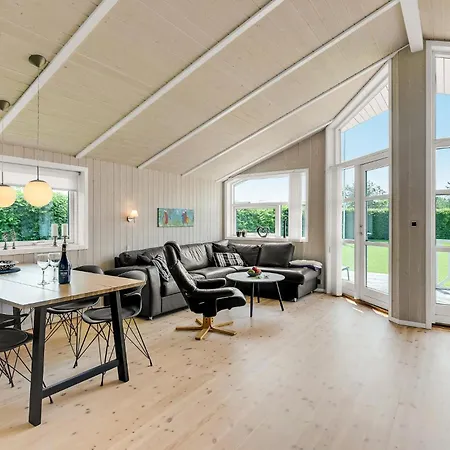 Haderslev With Fireplace Ii