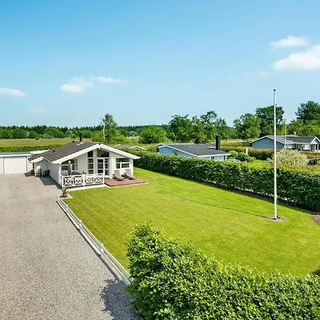 Haderslev With Fireplace Ii